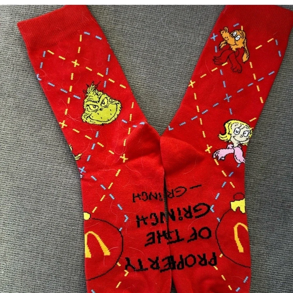 McDonald’s Dr Suess Grinch Red Socks OS NEW with bag 2025